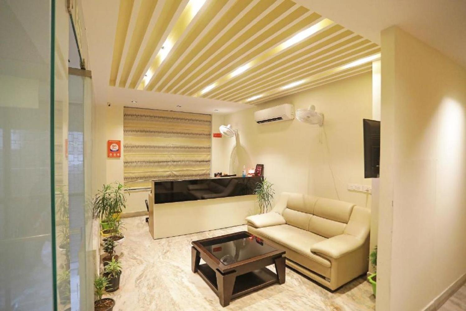 Hotel Royal Paradise By Kdson Nueva Delhi Exterior foto