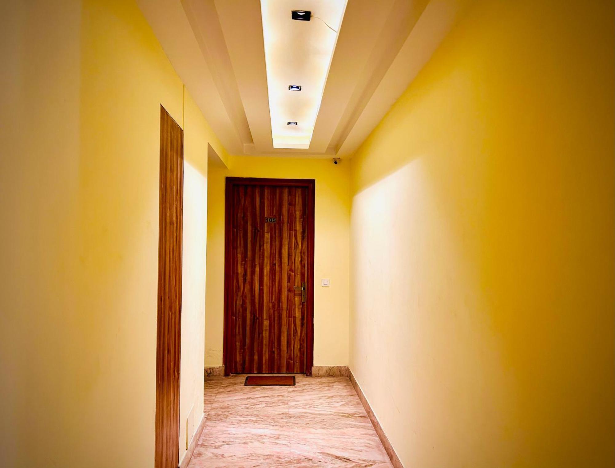 Hotel Royal Paradise By Kdson Nueva Delhi Exterior foto